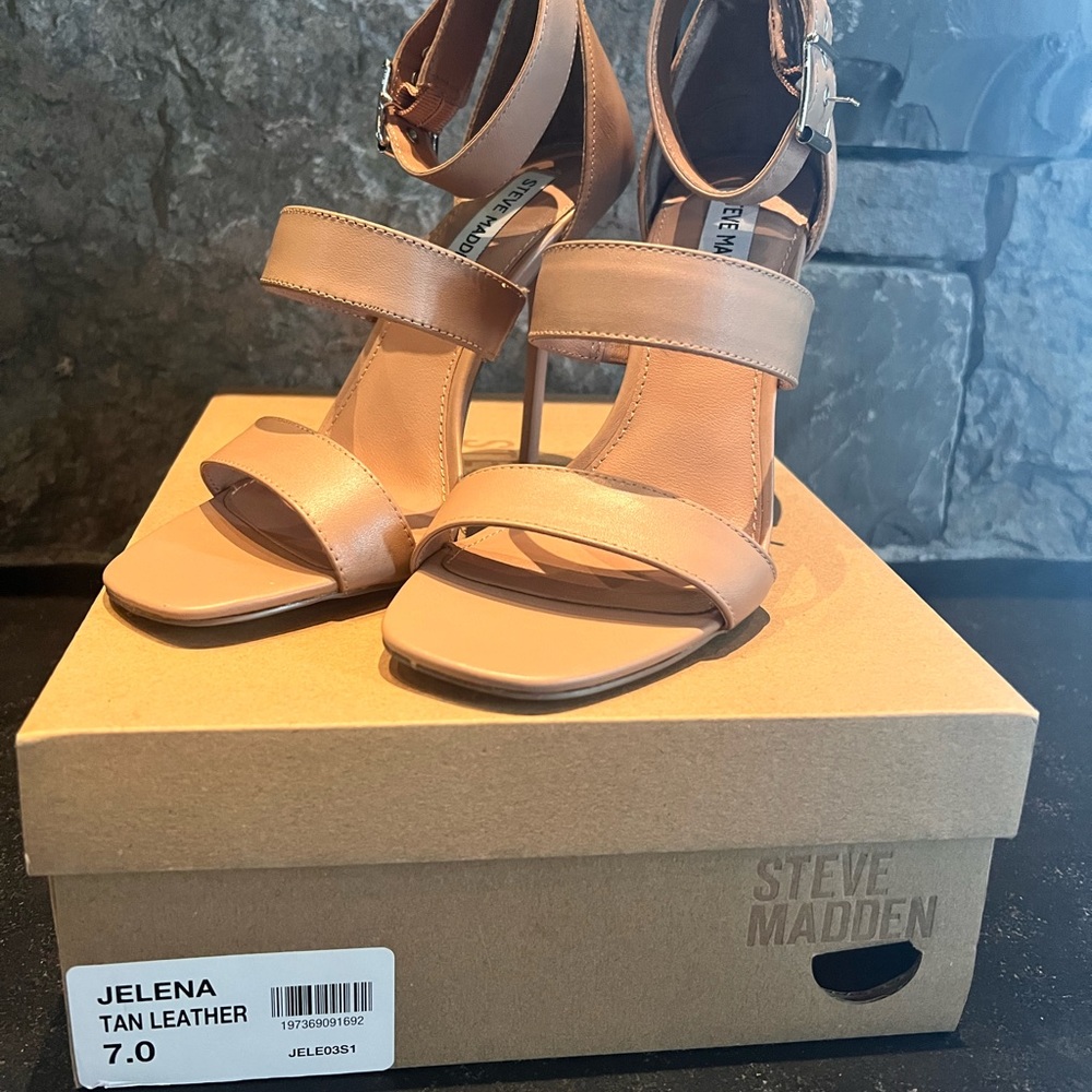Steve Madden JELENA tan heel